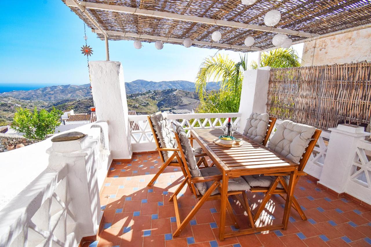 Casa Jazmin, Frigiliana Traditional Townhouse With Great Views Hansonholiday Rentals 外观 照片